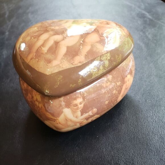 Trinket Box with Cupids Heart Shaped - Picture 1 of 8
